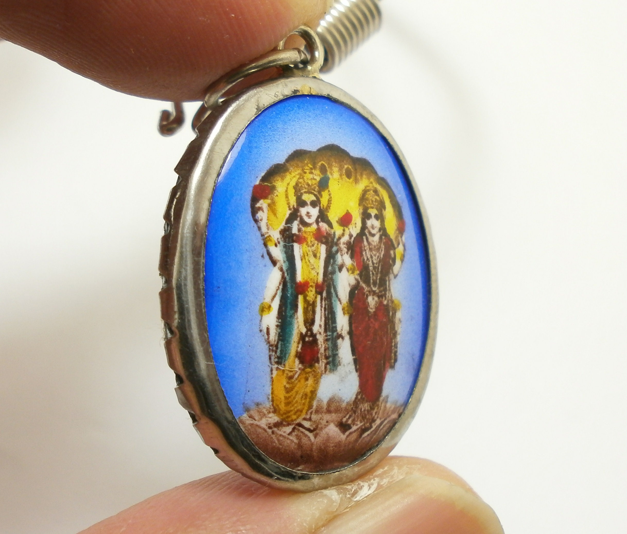 ヴィシュヌ神とラクシュミのペンダントネックレス：ヒンドゥー教の神の