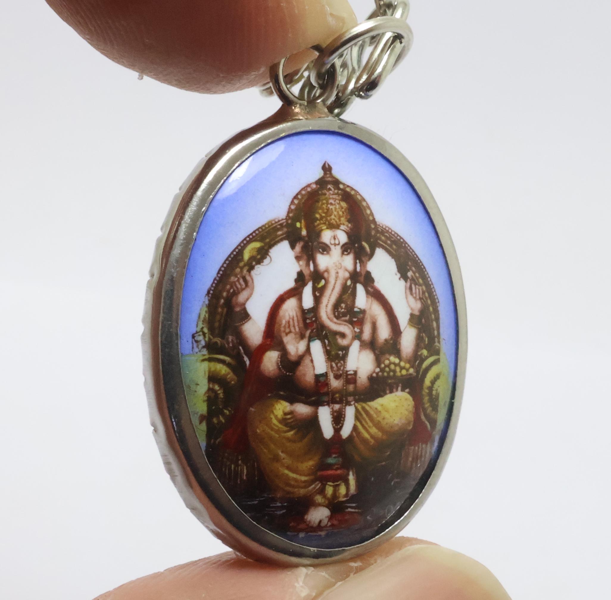 ガネーシャ卿ペンダント: ヒンドゥー教の神のお守りネックレス、1980