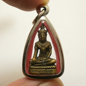 Phra Buddha Nimit Amulet: Thai Blessing Pendant for Success