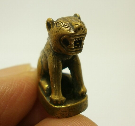 Mini magic yantra war bull ox thai rare amulet protection win rich lucky gamble