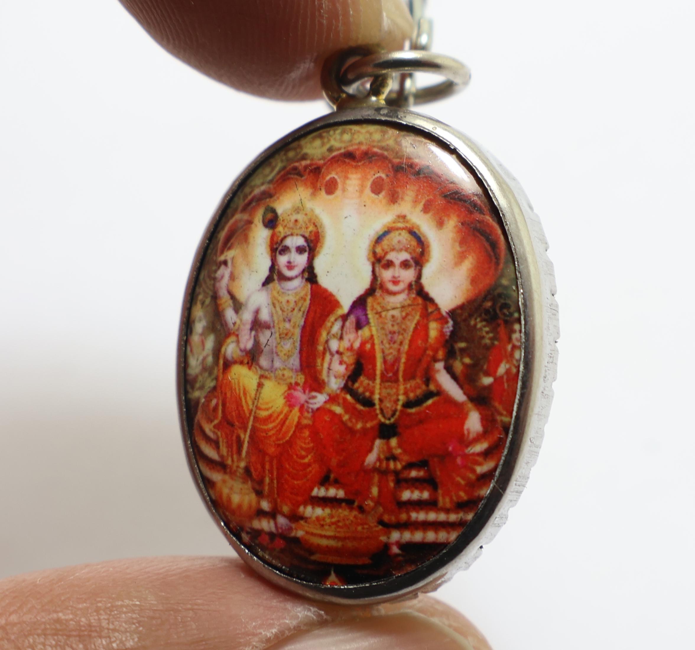 ヴィシュヌ神とラクシュミのペンダントネックレス：ヒンドゥー教の神の