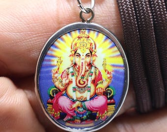 ガネーシャ神ペンダント「オームネックレス」：ヒンドゥー教の成功の