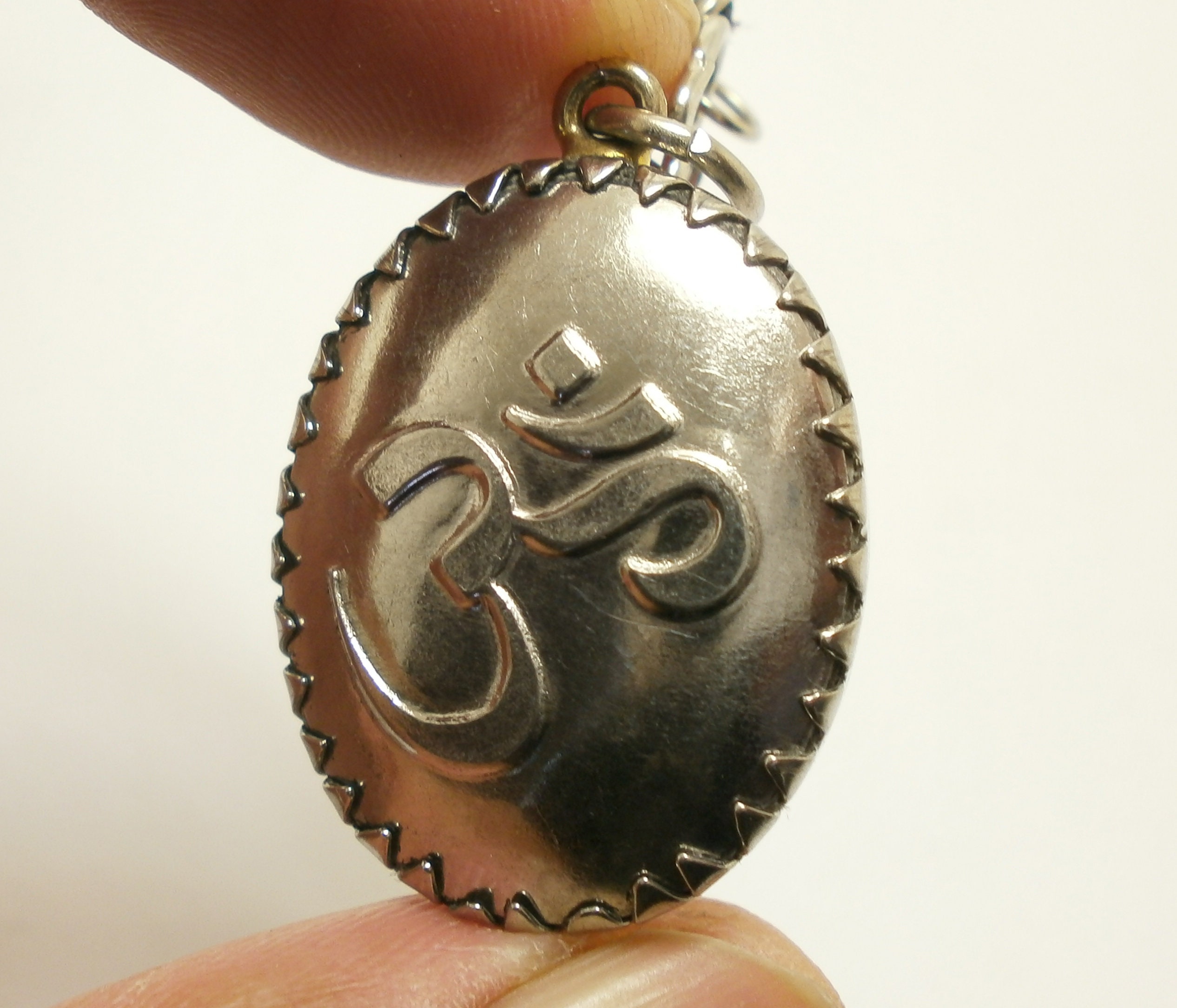 シヴァ神ペンダント：ヒンドゥー教の神のお守りネックレス、強力な保護