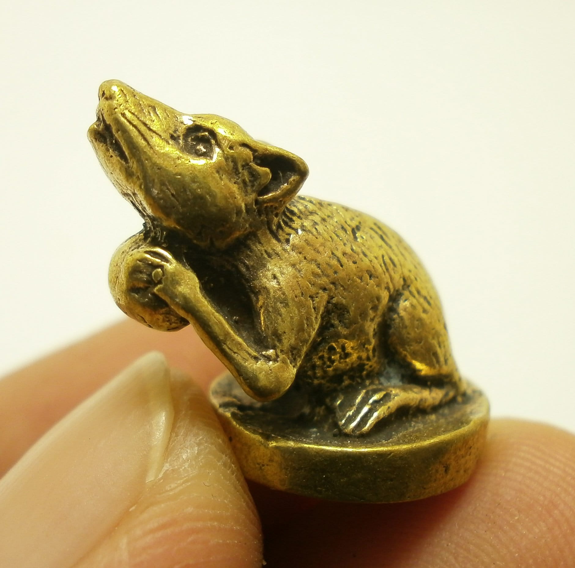 極小真鍮製ムシカネズミミニお守り：ガネーシャの藤井風山 - Etsy 日本