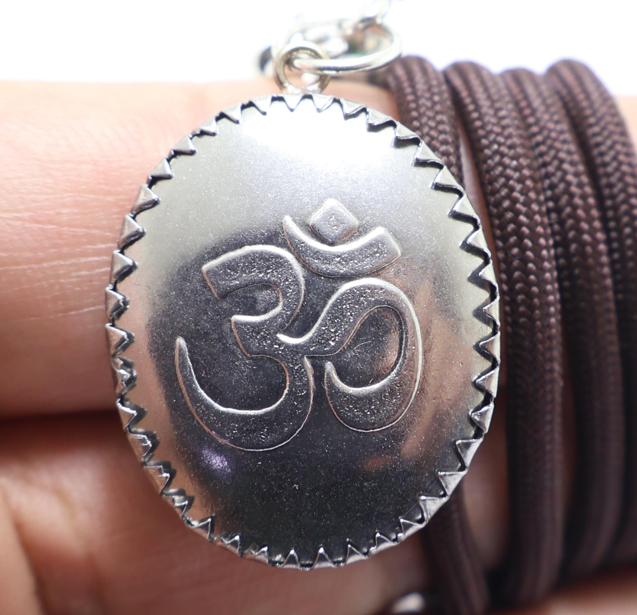 クリシュナ ペンダント ヒンドゥー教の神 ヴィシュヌ アミュレット