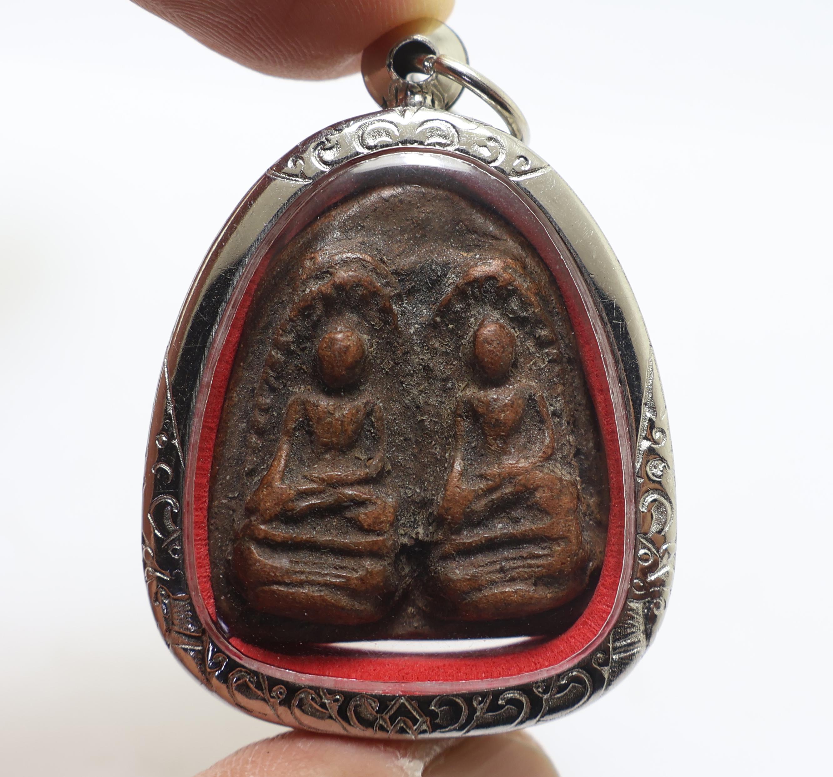 タイのお守り タイのお守り 家内安全 にご利益がある御札サイズ大 タイ-サン・チャオ