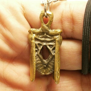 Thai Brass Hornet Amulet Pendant: Love & Wealth Attraction, 24&quot; Necklace