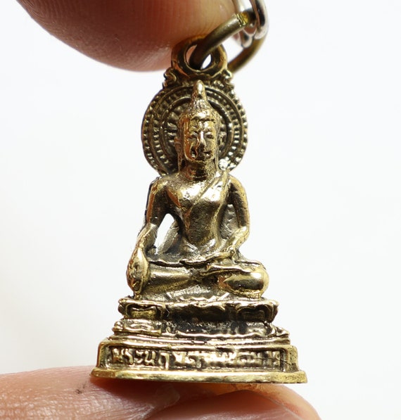 Lord buddha pendant discount