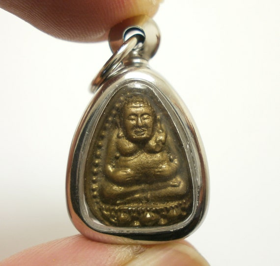 Lp Kuay coin thai amulet Pendant Powerful Protection Magic