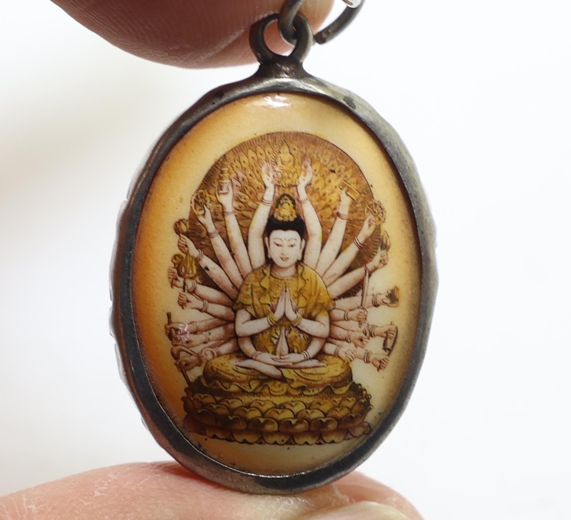 観音菩薩ペンダントネックレス:中国の菩薩のお守り - Etsy 日本 観音菩薩ペンダントネックレス:中国の菩薩のお守り - Etsy 日本