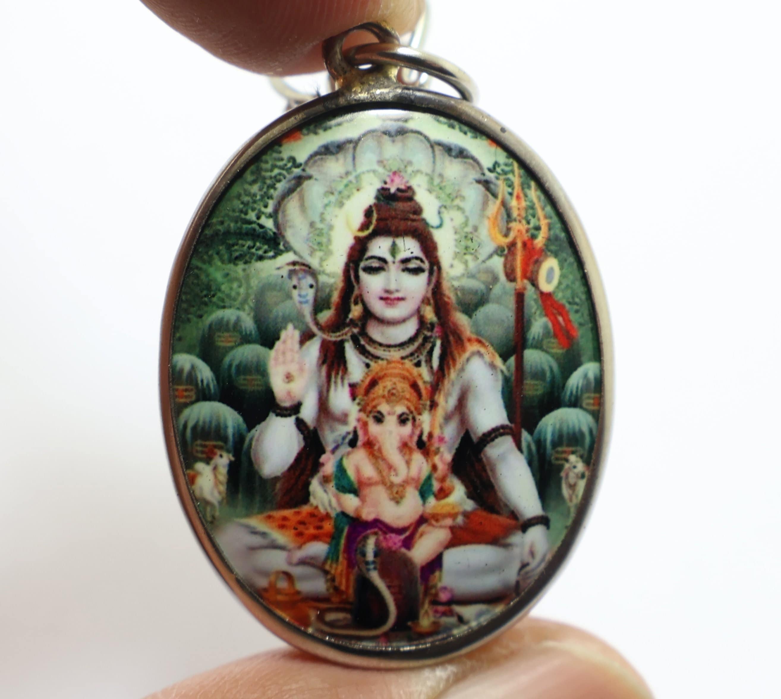 シヴァ神とガネーシャのビッグペンダント：ヒンドゥー教の神のお守り