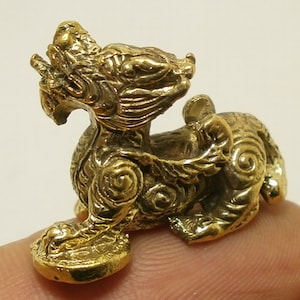 Mini Brass Pi Yao Amulet: Chinese Feng Shui Wealth Charm