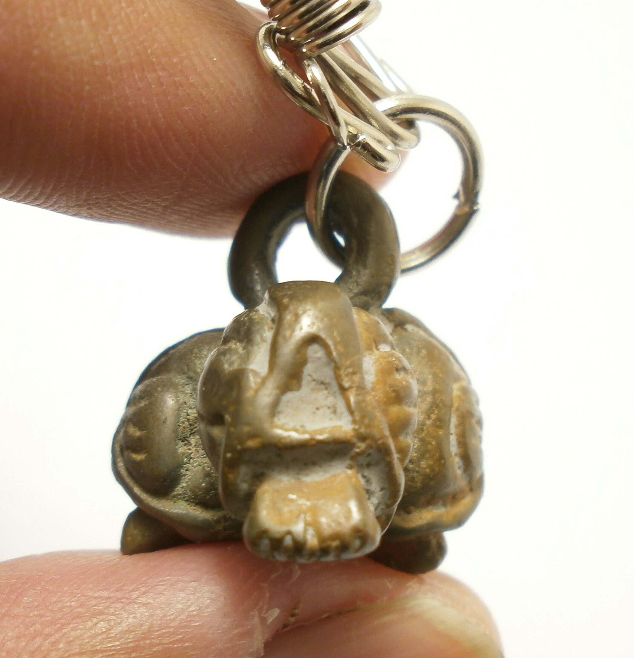 タイのお守り Amazon.co.jp: 限定品愛と魅力の御神体 『クンペーンナンキアン