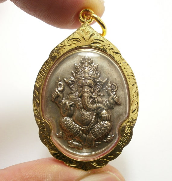Vishvakarman God of Engineering Artisans Architects pendant locket amulet Hindu blessed for bring success lucky cross over obstacles winning