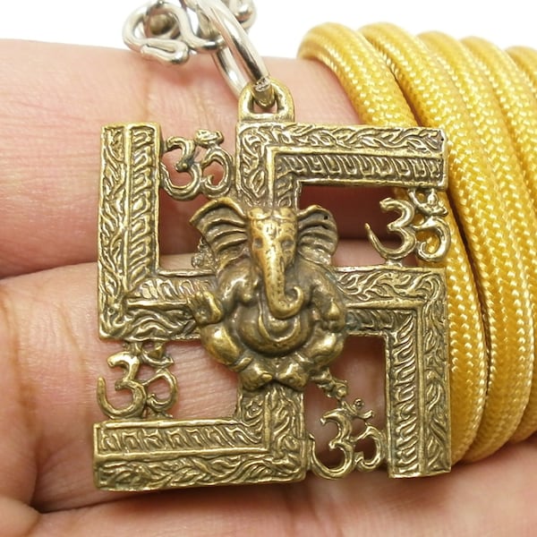 Lord Ganesh ganapati vinayaka God of Success Om Aum trimurti sign Thai Hindu Ganesha Swastika pendant bless brass craft amulet rope necklace