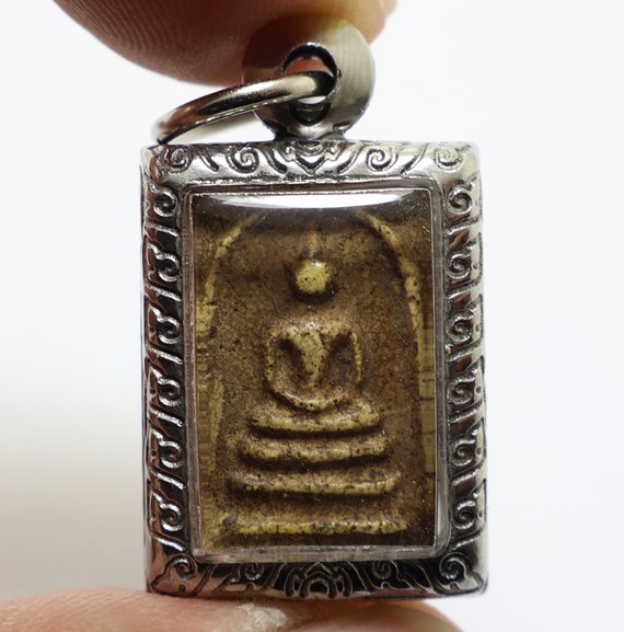 Somdej Toh Buddha Amulet: Wat Rakang Thai Pendant, Blessed 1962