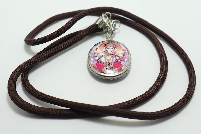 Colgante del Señor Ganesha con el símbolo Om: Amuleto Ohm del dios hindú del éxito, Fujii Kaze imagen 4