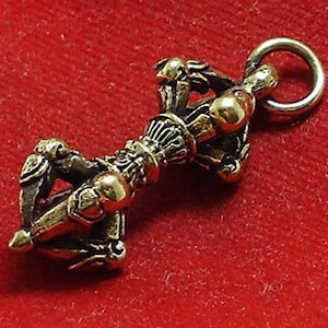 dorje vajra ax vajrayana Tibet magic Tibetan pendant brass amulet blessing for success life protection miracle happy life lucky nice gift