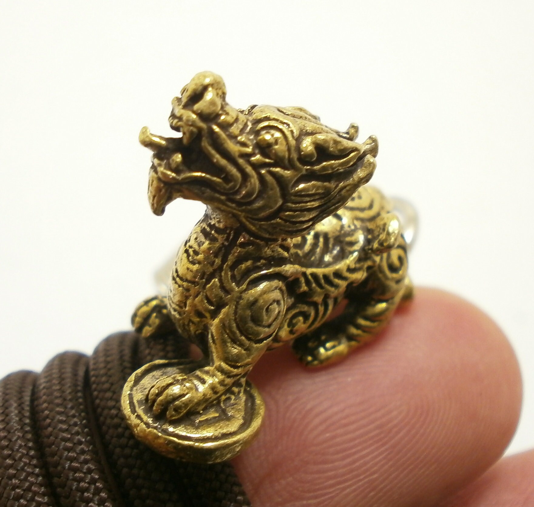 タイ お守り Sii Hua Haa Taa 黄金を産む四つ耳・五つ目の鬼神 タイ お守り Sii Hua Haa Taa 黄金を産む四つ耳・五つ目の鬼神