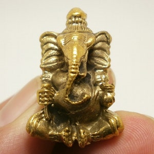 Mini Brass Ganesha Amulet: Hindu God of Luck (2.0 x 3.1 cm)