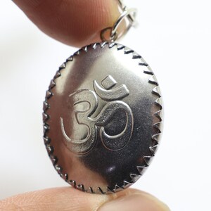 Colgante del Señor Ganesha con el símbolo Om: Amuleto Ohm del dios hindú del éxito, Fujii Kaze imagen 10
