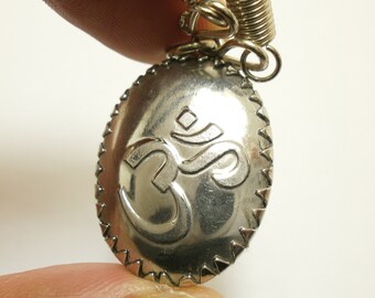 シヴァ神 マハデヴ オム ノンティ ペンダント シヴァ神と藤井風 il_340x270.2613703675_hhfv.jpg