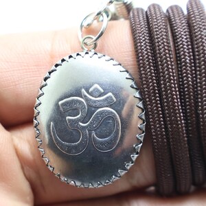 Colgante del Señor Ganesha con el símbolo Om: Amuleto Ohm del dios hindú del éxito, Fujii Kaze imagen 6