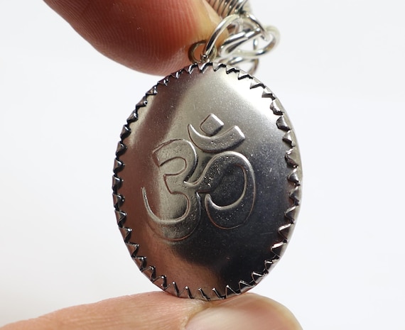 シヴァ神のペンダントネックレス：ヒンドゥー教の神のお守り、祝福され