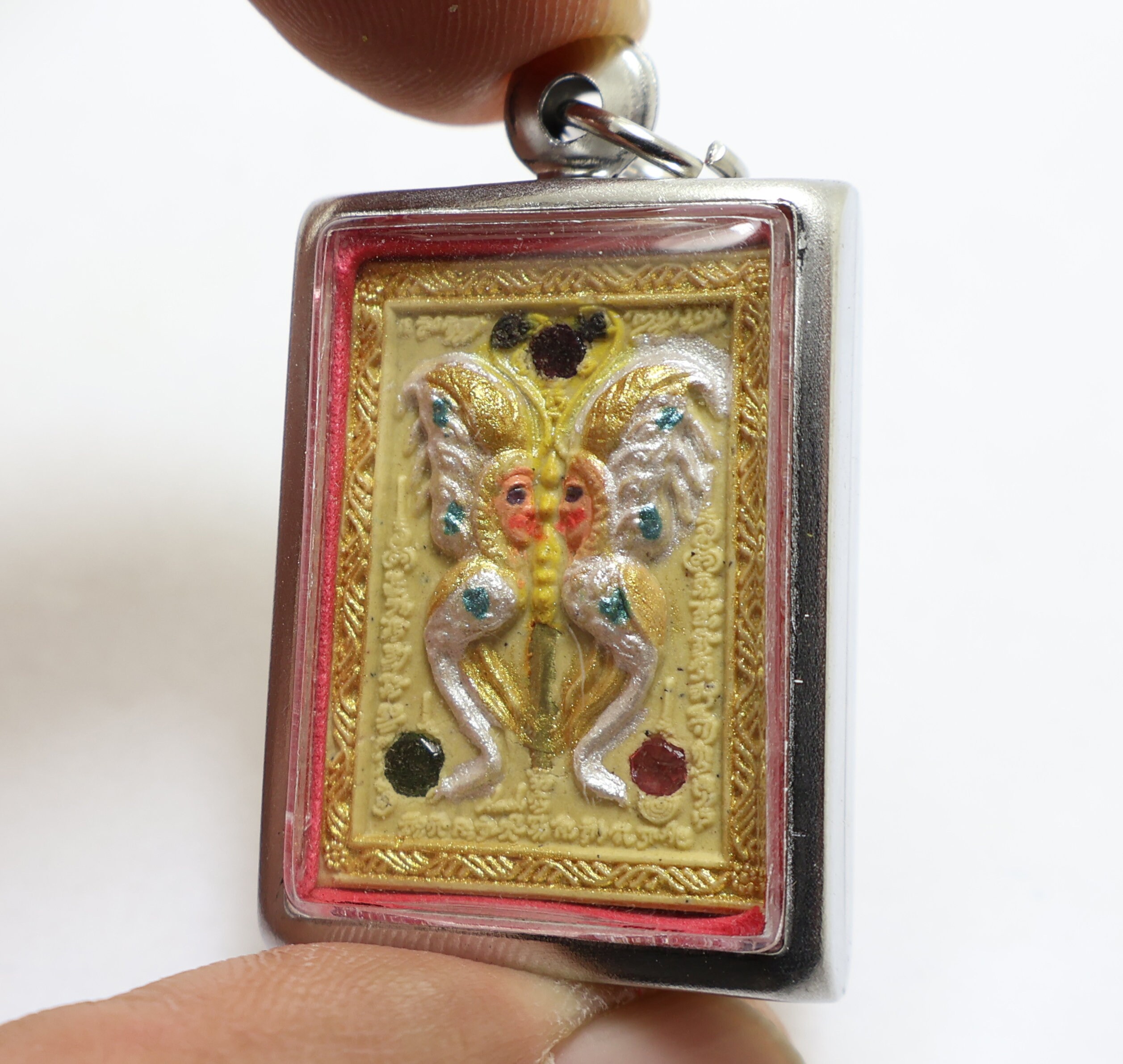 人気　クルバクリッサナ師　　テープジャムランA　聖なる神の蝶　プラクルアン　幸運 魔法の蝶サリカテープのお守り：タイの幸運のペンダント - Etsy 日本