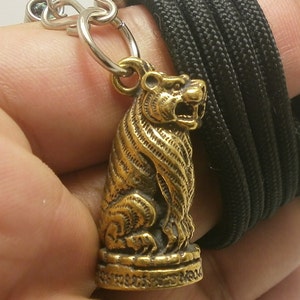 magiczny tygrys mosiądz wisiorek amulet 24 cale naszyjnik lina tajski silna ochrona życia Tajlandia ładny szczęśliwy prezent talizman