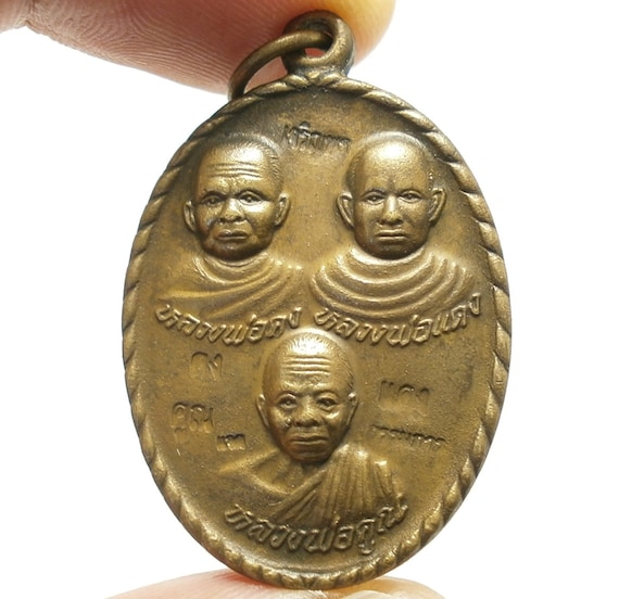 magic pendant LP Koon prisutto LP Dang and LP Kong bl… Gem