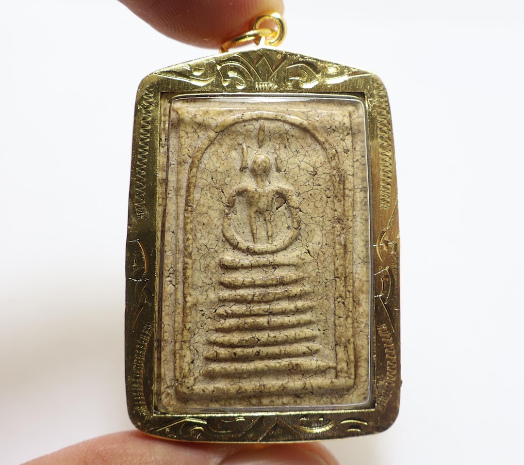 プラ ソムデジ タイ仏陀のお守り: ゲート チャイヨー寺院、1978 年祝福