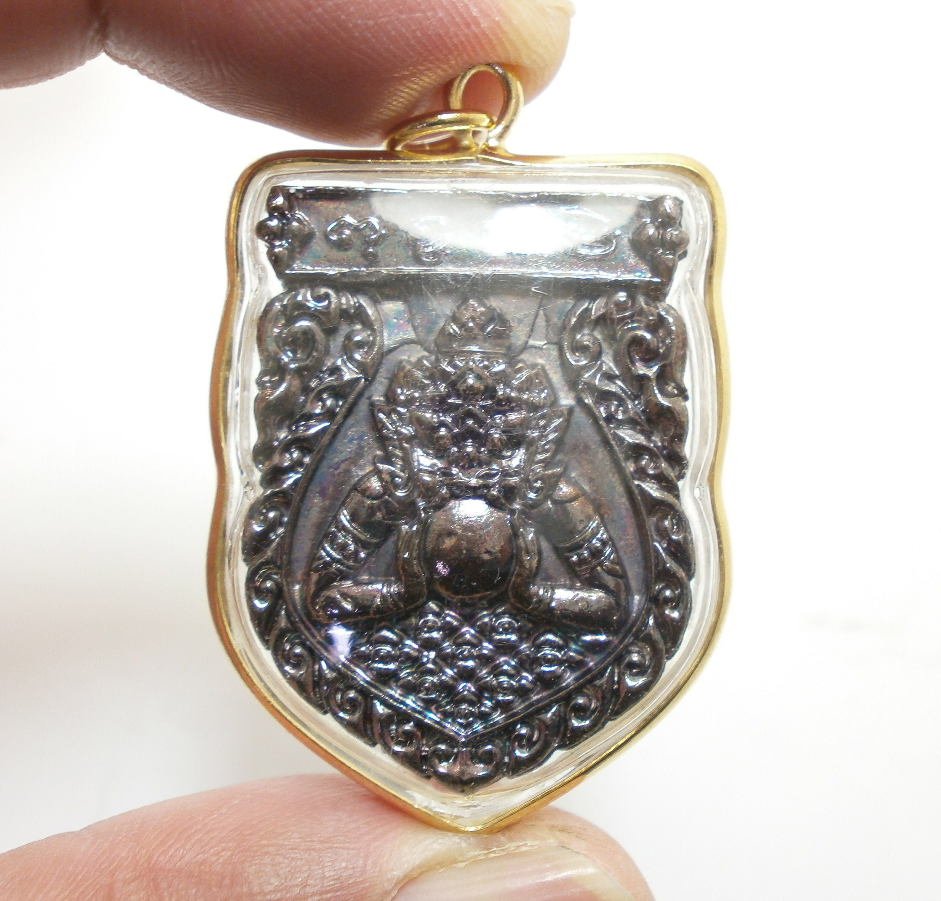 タイ　牙のお守り　ペンダント ラーフ オム ジュン タイ仏陀のお守り: 富と保護ペンダント - Etsy 日本