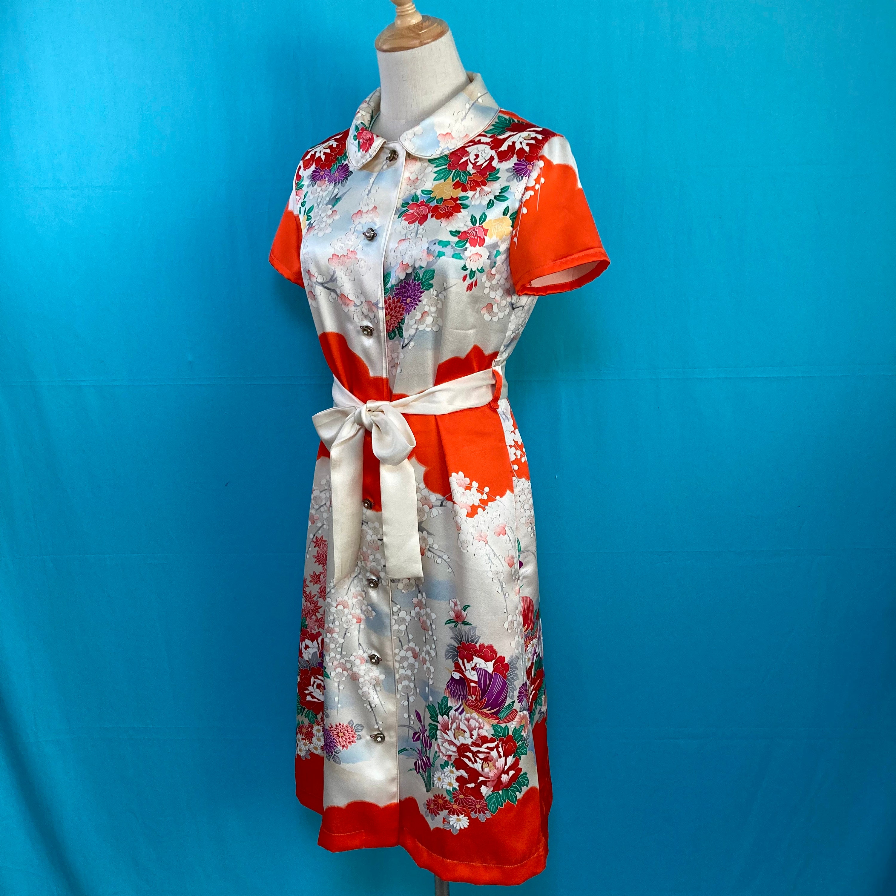 shirtdress soft silk kimono vintage stock buttons US 6 Vintage kimono dress rare side pockets upcycled
