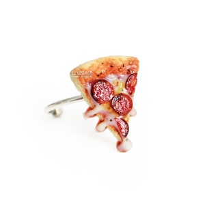 Anillo apilable con forma de pizza, diseño único, en miniatura, para amantes de la comida, regalo de cumpleaños original para amigas y esposas.