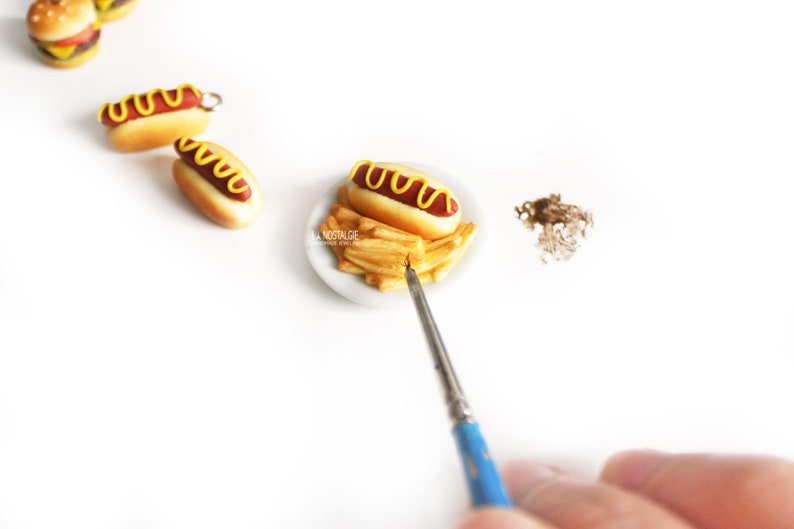 Collier Hot Dog,Bijoux Hotdog,Fimo Gourmande,Breloque Hotdog Américain Collier pendentif argent Bijou pâte polymère Junk Food Cadeau Unique image 5