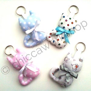 ITH Cat Keyring - Machine Embroidery - Digital Download