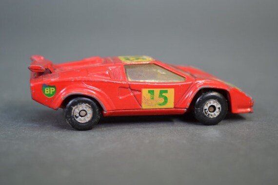 Matchbox lamborghini hotsell countach 1985