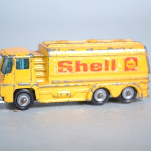 Husky Models (corgi) Guy Warrior Tanker No.14-A1 SHELL