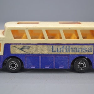 Matchbox Lesney Superfast No. 65E Airport Coach &#39;Lufthansa&#39;