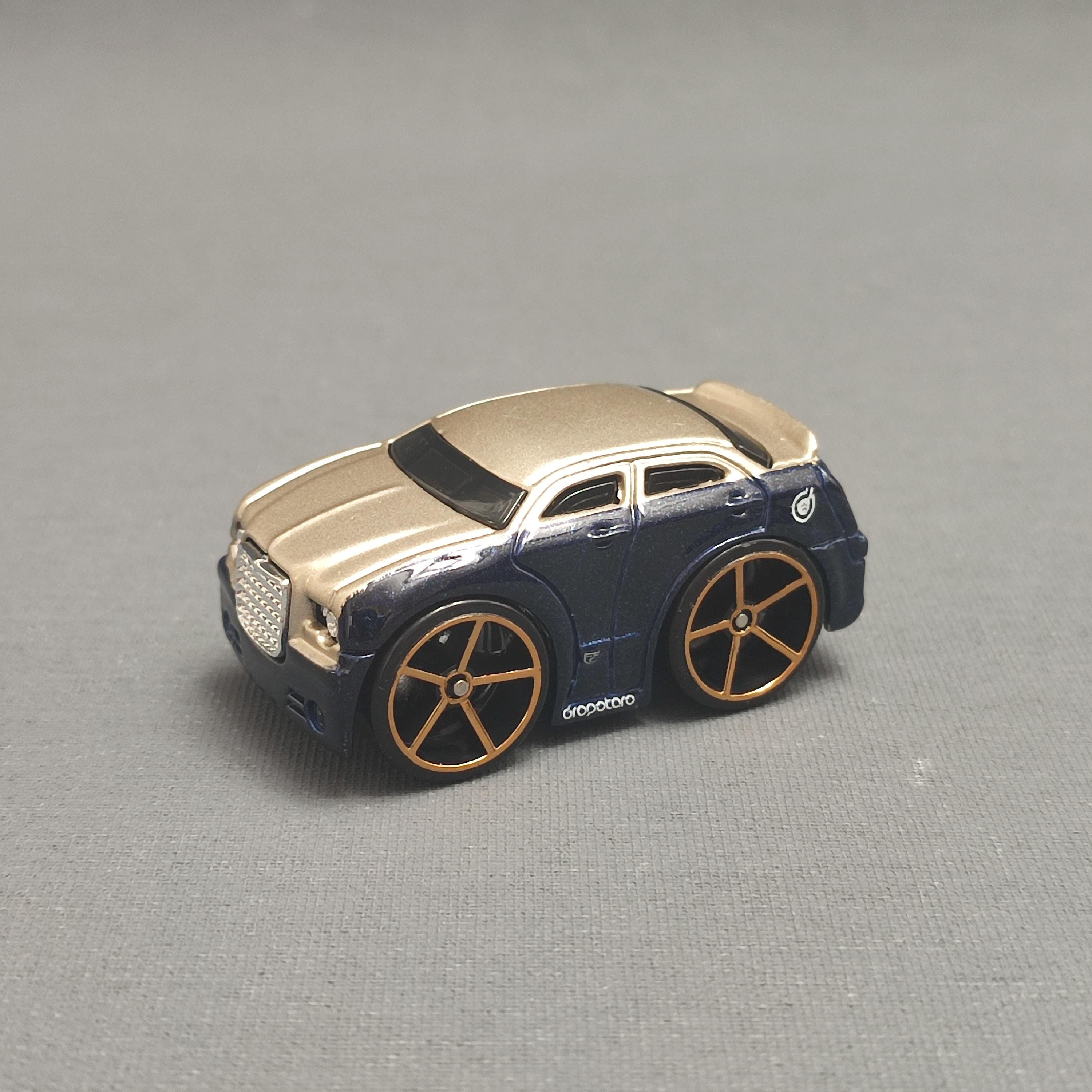 【激レア】ホットウィール クライスラー 300C 1/24 ドロップスターズ Hotwheels Blings Chrysler 300C 1/64 Dropstars Series - Etsy