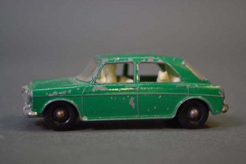 matchbox mg 1100