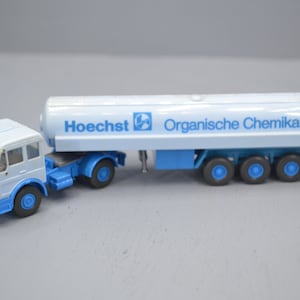 Wiking Mercedes Tanker
