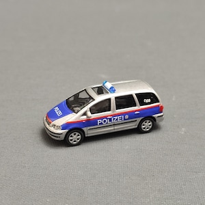 Schuco VW Sharan &quot;Police&quot;  1/87 scale