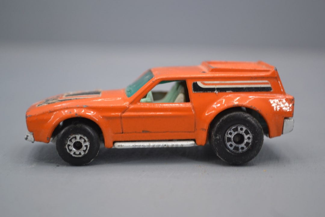 ヴィンテージ 1975 マッチボックス レスニー スーパーファスト