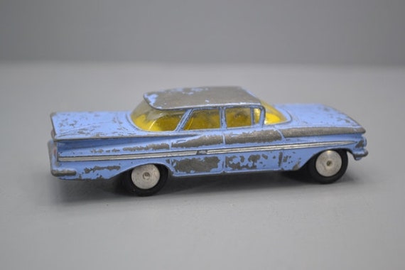 ミニカー Corgi Toys Chevrolet Impala Corgi Toys 221 Chevrolet Impala Taxi Cab Great Britain 1960