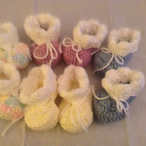 Crocheted Colorful Booties w/ scalloped cuff,11 choices,8-12m old
