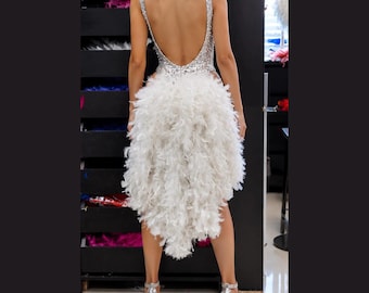 Feather Tail Fan Bustle: Showgirl Burlesque Costume with Satin Ribbon
