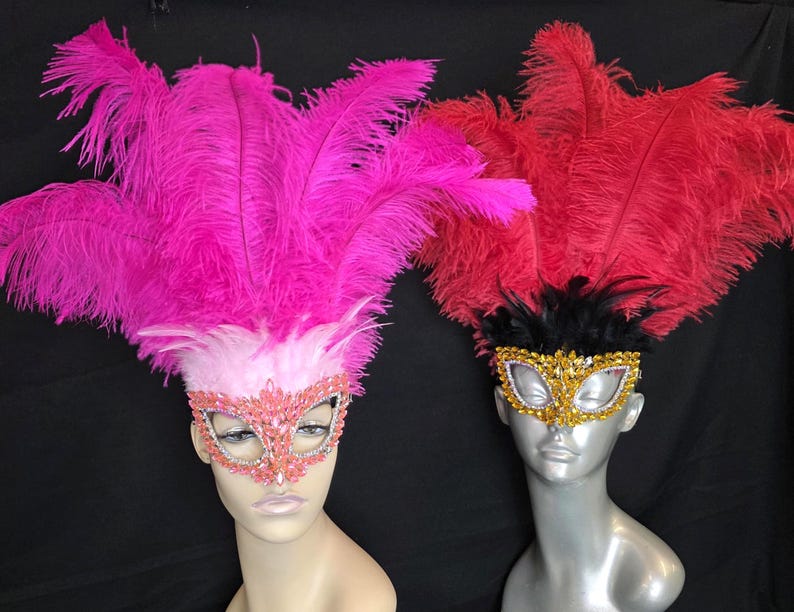 Pequeno enfeite de cabeça de carnaval com máscara de strass – Adorno de cabeça de showgirl com penas de avestruz – Fantasia para o Festival de Samba Mardi Gras – Feito à mão nos EUA imagem 10