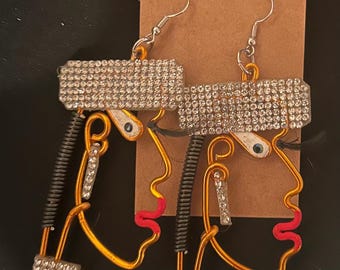Bling Copper Face Earrings with Red Lips/Lashes